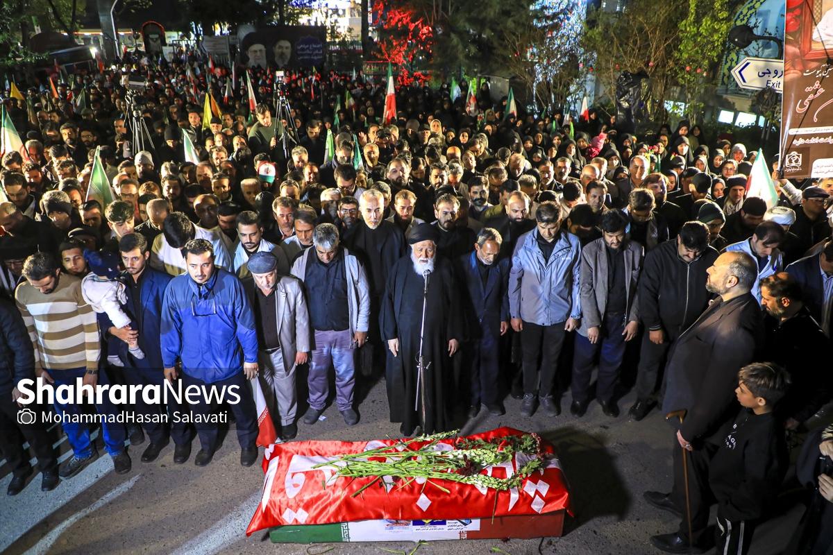 گزارش تصویری | وداع با پیکر مطهر پرستار شهید «حسین عشقی» در مشهد