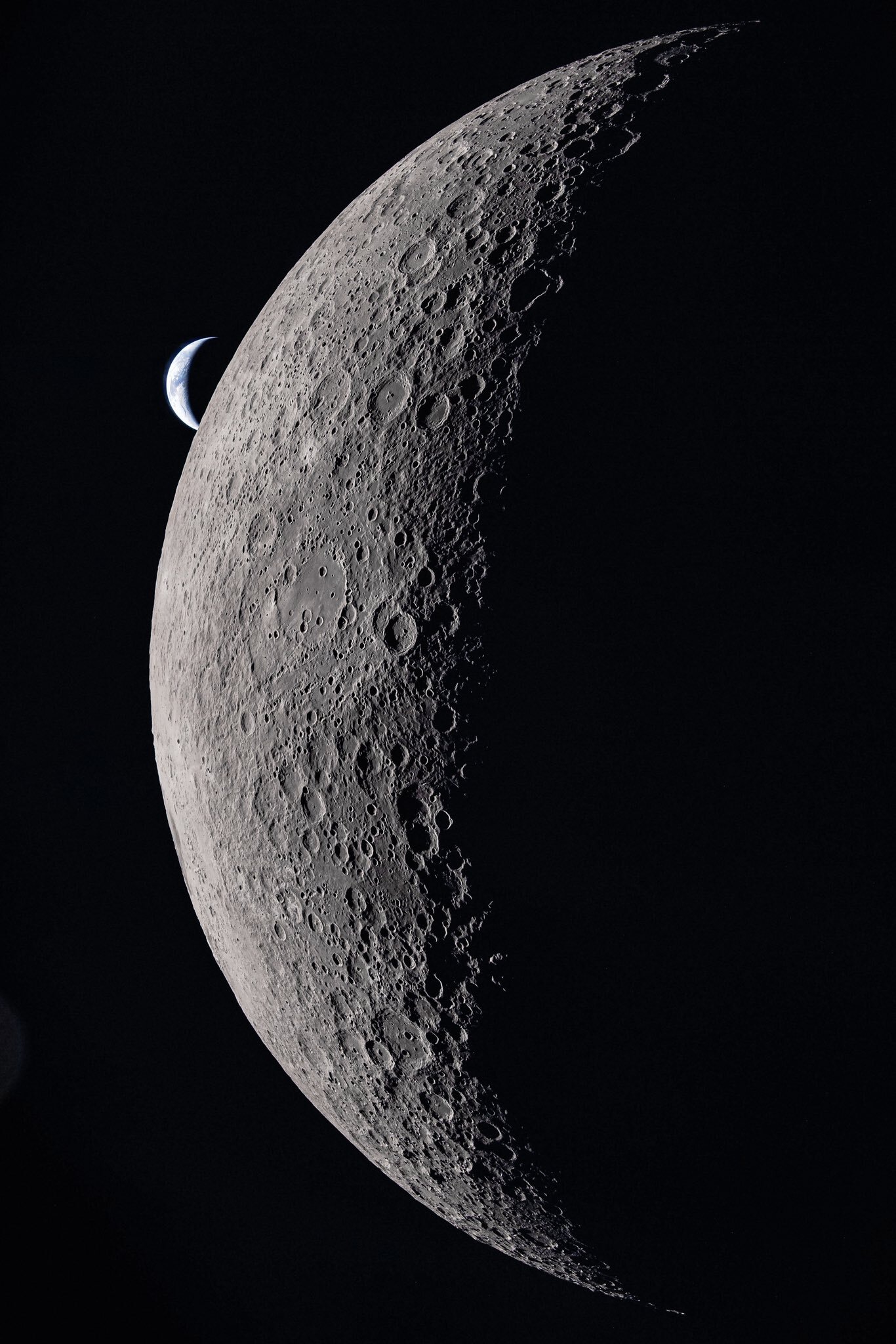 ناسا تصاویر خیره کننده جدیدی از ماه در ماموریت آرتمیس ۲ منتشر کرد + عکس ناسا تصاویر خیره کننده جدیدی از ماه در ماموریت آرتمیس ۲ منتشر کرد + عکس