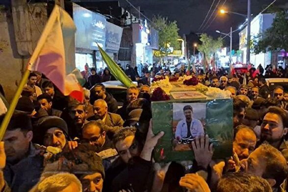 برگزاری مراسم تشییع و تدفین پیکر شهید «حسین عشقی» از شهدای جنگ تحمیلی سوم امروز در مشهد (۱۹ فروردین ۱۴۰۵) + فیلم