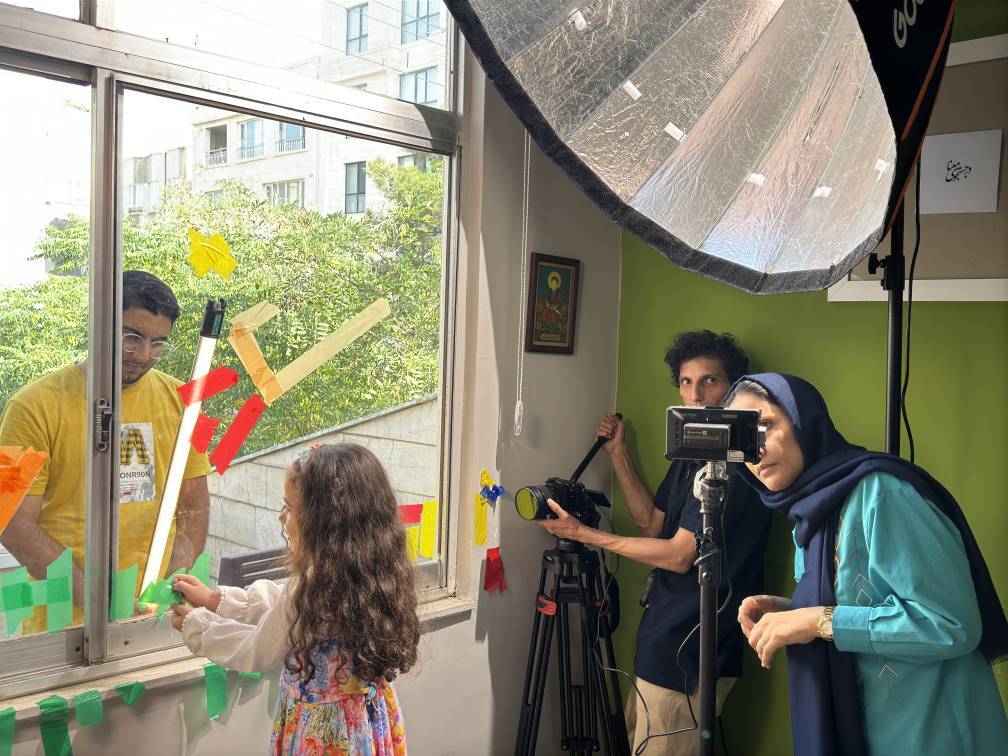 رسالت فیلمساز در این روزها روایتگری شهادت است رسالت فیلمساز در این روزها روایتگری شهادت است