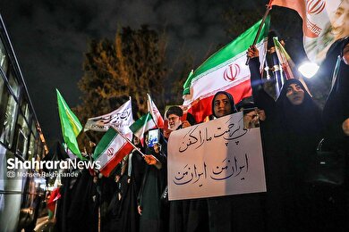 گزارش تصویری | سی‌ونهمین شب شکوه حضور مردم در خیابان‌های مشهد ۱