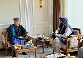 حامد کرزی در دیدار با حقانی بر وحدت و حفاظت از حاکمیت ملی افغانستان تاکید کرد