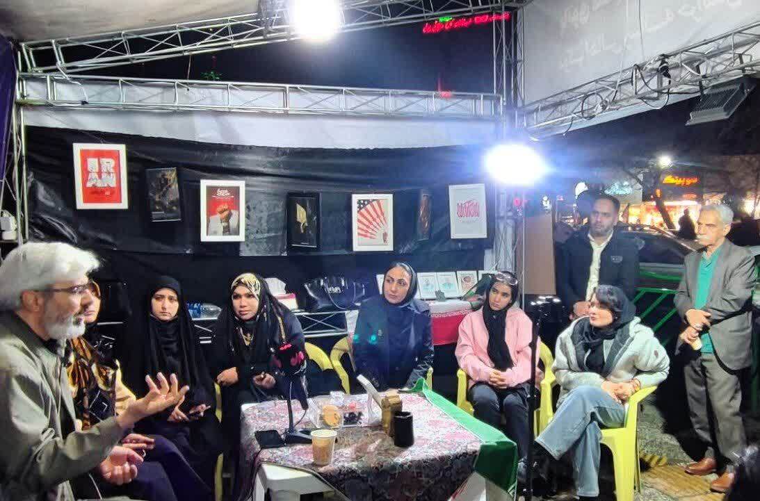 روایت تصویری یک بانوی هنرمند از سوختن ۱۶۸ گل پرپر ایران با «نقاشی سوخته»