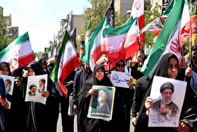 فدایی‌های جانِ ایران در عزای پدر ملت | مراسم عزاداری مردم مشهد در اربعین رهبر شهید + فیلم