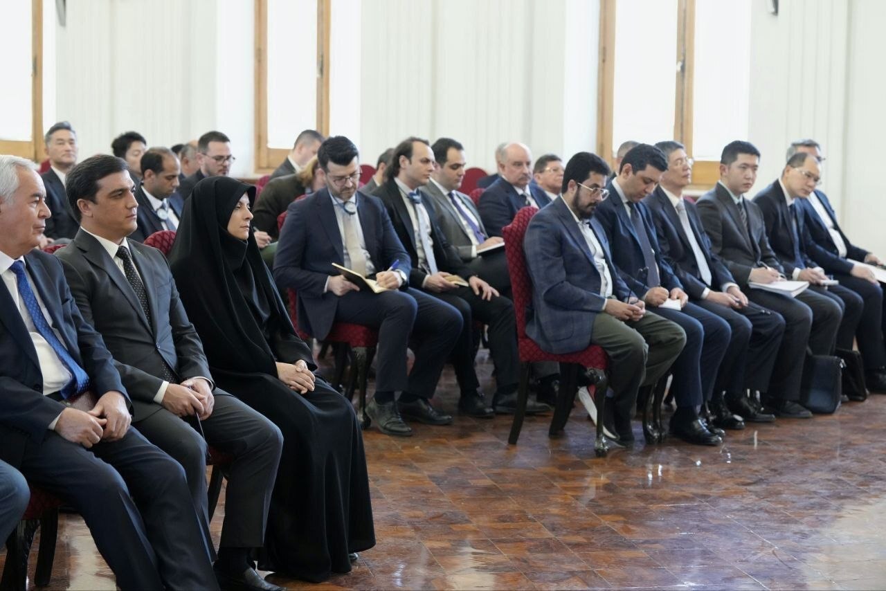 تخت روانچی: عملیات دفاعی ایران به منزله حمله به کشور‌های همسایه نبود | مبنای مذاکرات اسلام آباد، توافق ۱۰ ماده‌ای جمهوری اسلامی