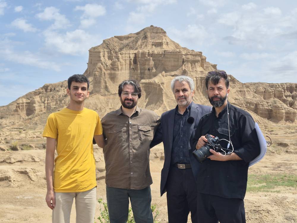 روایت مستندساز مشهدی از فضای جنگ تحمیلی سوم در جنوب کشور تا سوژه‌های نابی که در قاب تلویزیون دیده نشدند