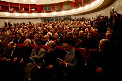 گزارش تصویری | برگزاری آیین سوگ شهادت «امین ملت ایران» به یاد رهبر شهید انقلاب با حضور هنرمندان