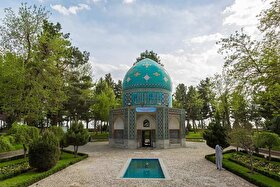 همزمان با روز ملی بزرگداشت عطار، آرامگاه این شاعر بزرگ گلباران شد + عکس