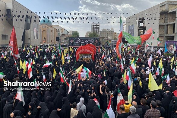 اجتماع عظیم صادقیون همراه با تشییع پیکر ۲ شهید در مشهد برگزار شد (۲۵ فروردین ۱۴۰۵) + فیلم