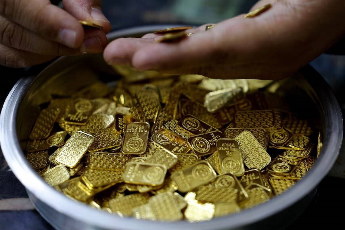 کاهش قیمت طلا به دلیل افزایش ریسک‌پذیری | مذاکرات ایران و آمریکا در کانون توجه (چهارشنبه، ۲۶ فروردین ۱۴۰۵)