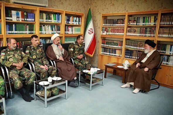آیت‌الله علم‌الهدی: اقتدار ارتش عامل استیصال دشمن است