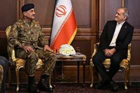 رئیس جمهور با فرمانده ارتش پاکستان دیدار کرد + عکس (۲۷ فروردین ۱۴۰۵)