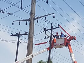 ترمیم سریع خسارت خط برق ۲۰ کیلوولت بندرخمیر در پی حمله دشمن صهیونیستی