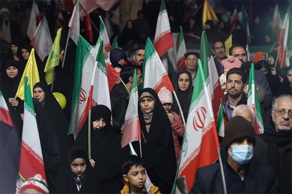 شهردار مشهد در راهپیمایی ضد آمریکایی و صهیونیستی در میدان تختی: نباید اجازه دهیم دشمن میان ما نفوذ کند