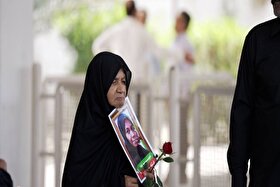 ویدئو | اعزام ۳۰۰ نفر از خانواده شهدای دانش‌آموز میناب به مشهد مقدس