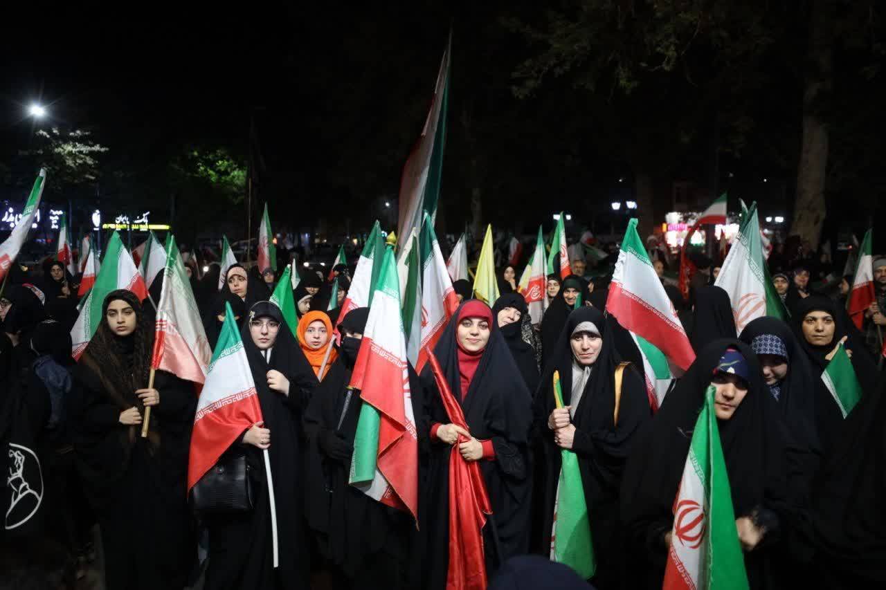 شهردار مشهد: مردم واقعی، ملت واقعی، همین مردم ایران اسلامی‌اند