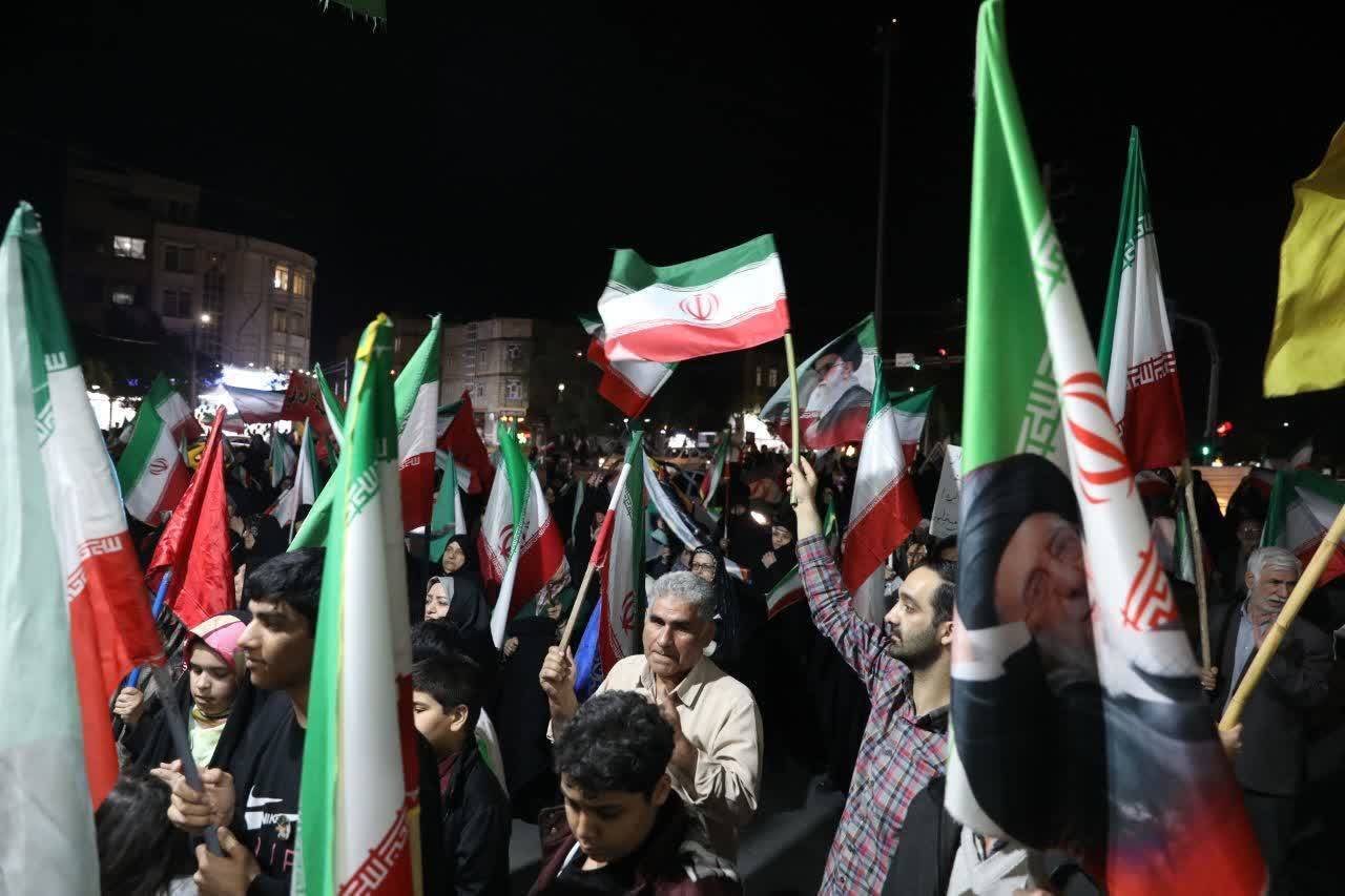 شهردار مشهد: مردم واقعی، ملت واقعی، همین مردم ایران اسلامی‌اند