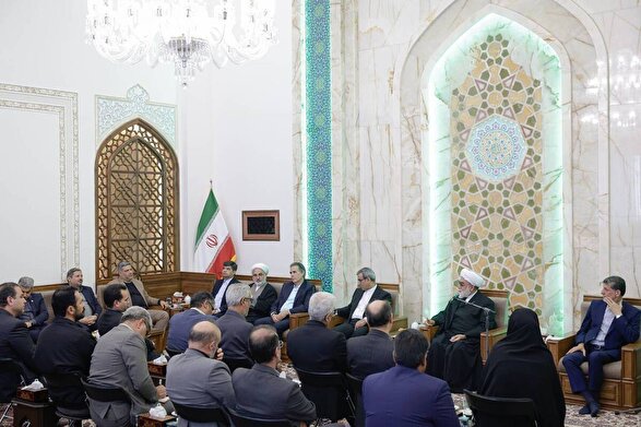 آیت الله مروی: پیشرفت کشور در گرو خدمت صادقانه به مردم است | انزوای آمریکا در جنگ رمضان بی‌سابقه است