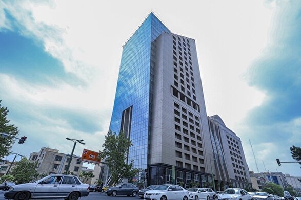 ورود ۱۳ هزار میلیارد تومان پول حقیقی به بازار سرمایه در طول جنگ تحمیلی سوم