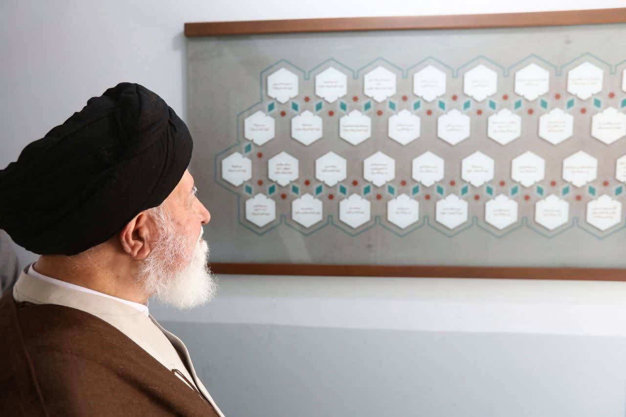 بازدید آیت‌الله علم‌الهدی از منزل رهبر شهید انقلاب در مشهد