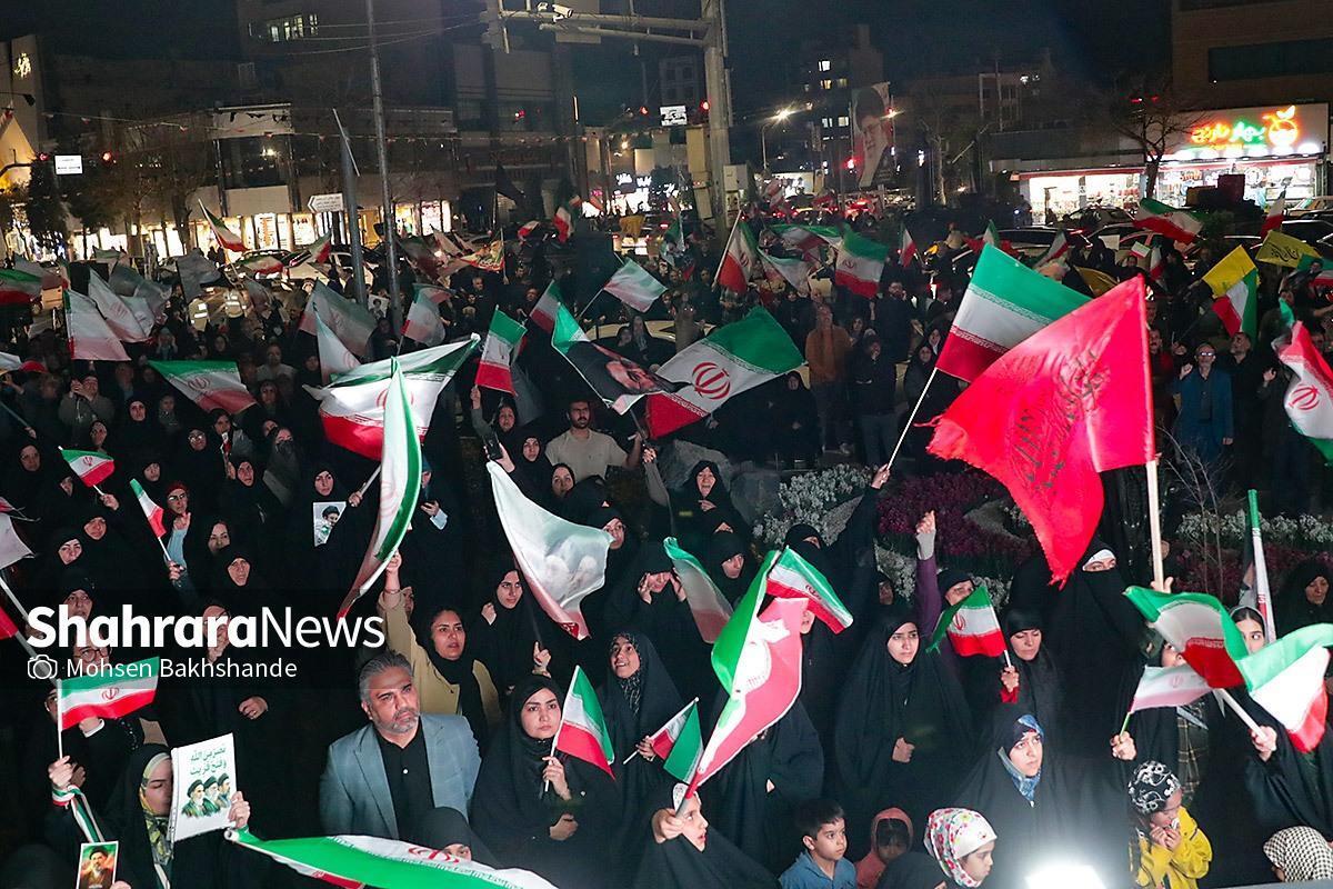 حضور مردم مشهد در بیست و پنجمین شب رزم خیابانی تا پیروزی نهایی (چهارشنبه ۵ فروردین ۱۴۰۵) + فیلم