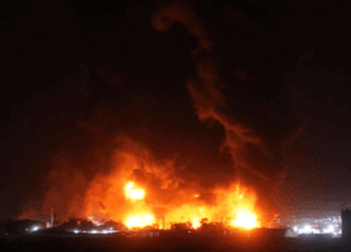 وقوع چند انفجار در پایگاه آمریکا در کویت