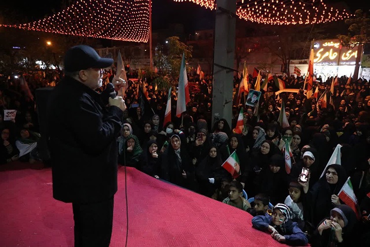 شهردار مشهد: جنگ امروز نبرد اراده‌ها است | ملت ایران در مسیر رهنمودهای رهبری حرکت می‌کند + عکس