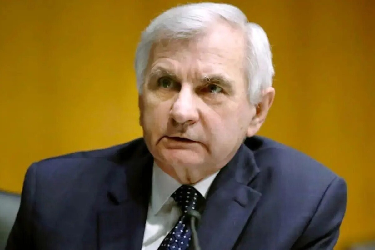 سناتور ارشد دموکرات ها: ترامپ در جنگ علیه ایران شکست خورد