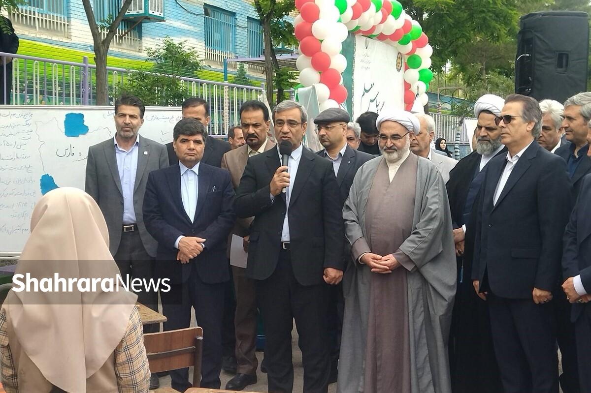 استاندار خراسان رضوی تأکید کرد: لزوم حفظ کیفیت آموزش و بازگرداندن فضاهای آموزشی به روال عادی