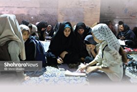 گفت‌و‌گو با آموزگارانی که کلاس درسشان را در خیابان برگزار می‌کنند | جهاد آموزش در کلاس خیابان