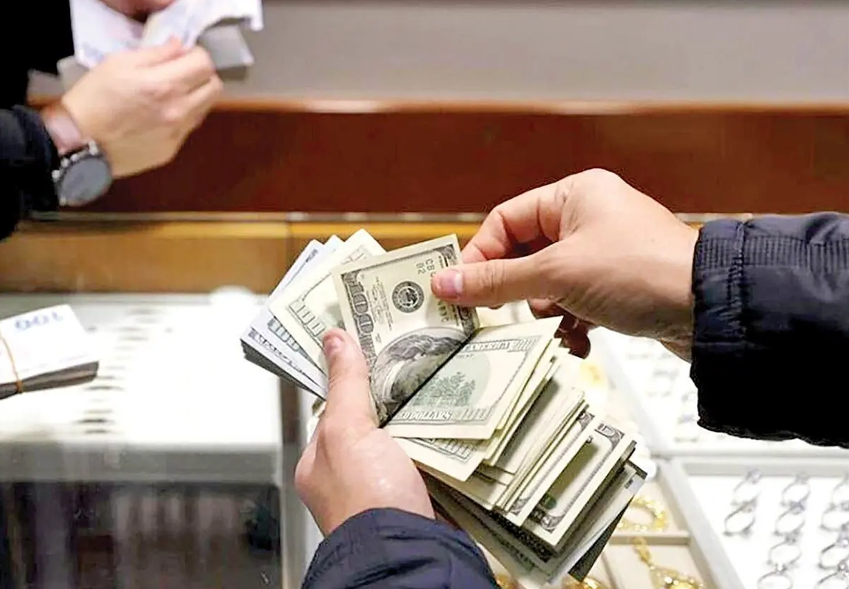قیمت دلار در مشهد ۱۹۰ هزار تومانی شد (دوشنبه ۱۴ اردیبهشت ۱۴۰۵)