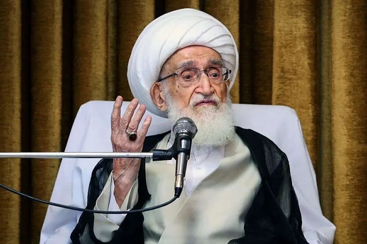 ۳ توصیه مهم آیت&zwnj;الله نوری همدانی به اجتماعات مردمی در میدان خیابان