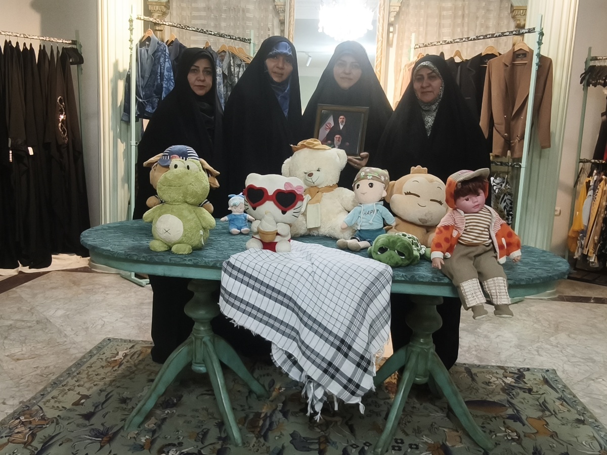 «طرح آغوش»؛ آغوش گرم زنان جهادگر مشهدی برای کودکان جنگ رمضان