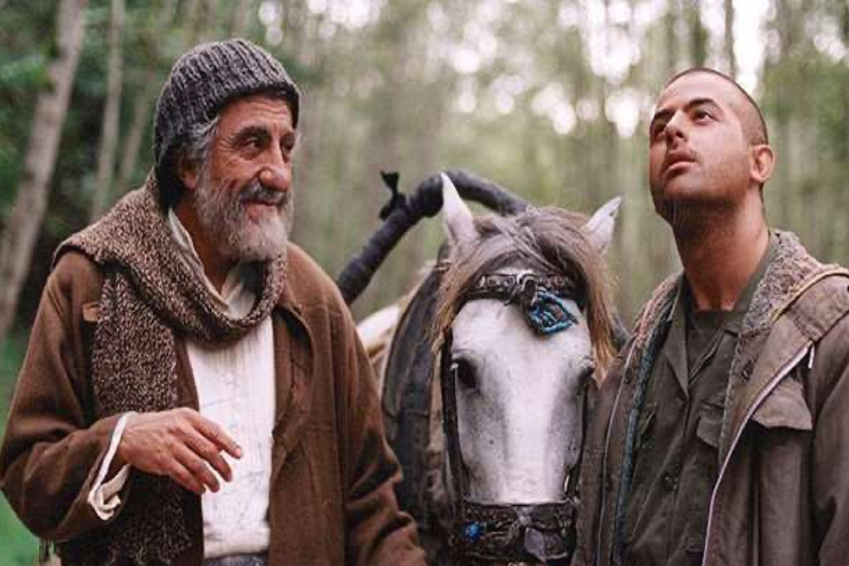 پخش فیلم سینمایی «یک تکه نان» از شبکه نمایش همزمان با روز تجلیل از امامزادگان