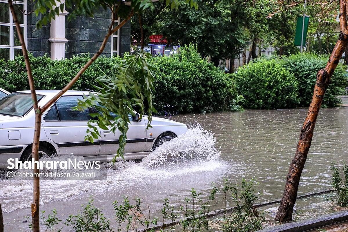 ۱۶ عملیات آتش‌نشانی مشهد در پی بارش سیل‌آسای امروز (۲ اردیبهشت ۱۴۰۵) |آب‌گرفتگی منازل در صدر حوادث