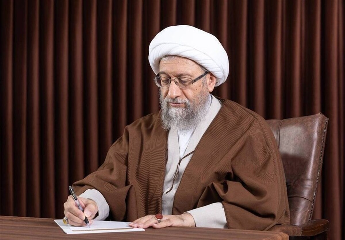 آملی لاریجانی: سپاه امید و خودباوری را بر منطقه و محور مقاومت گسترانید