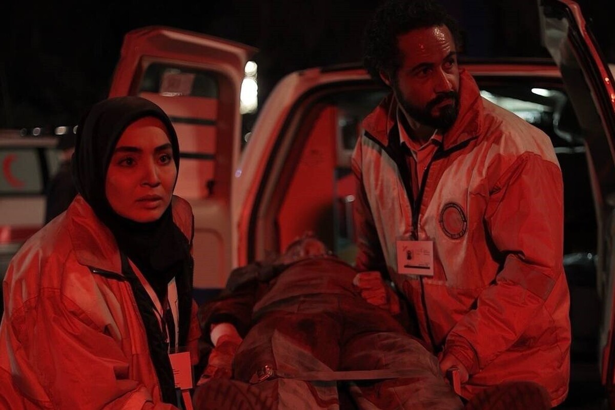 آخرین اپیزود «سرو، سپید، سرخ» فردا شب (۳ اردیبهشت ۱۴۰۵) روی آنتن می‌رود + خلاصه داستان و بازیگران