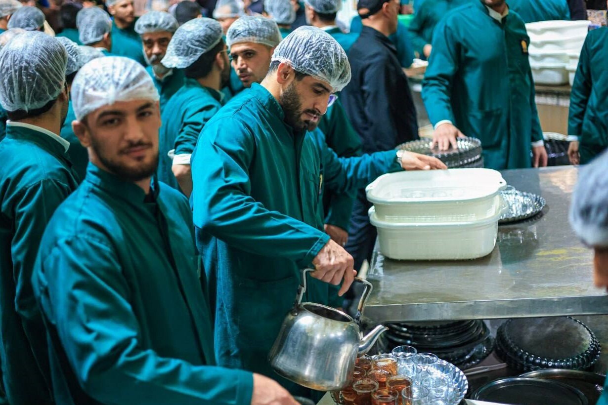 حضور اعضای تیم ملی کشتی آزاد در حرم مطهر رضوی + عکس