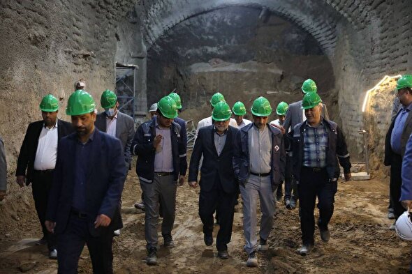 شهردار مشهد مقدس مطرح کرد: اتمام ۸۰ درصد حفاری خط سه قطار شهری | بهره‌برداری از بیش از ۱۵ کلان‌پروژه در ایام جنگ + فیلم
