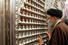 تصویری از مراسم اعطای حکم خادمی آیت‌الله شهید سید ابراهیم رئیسی