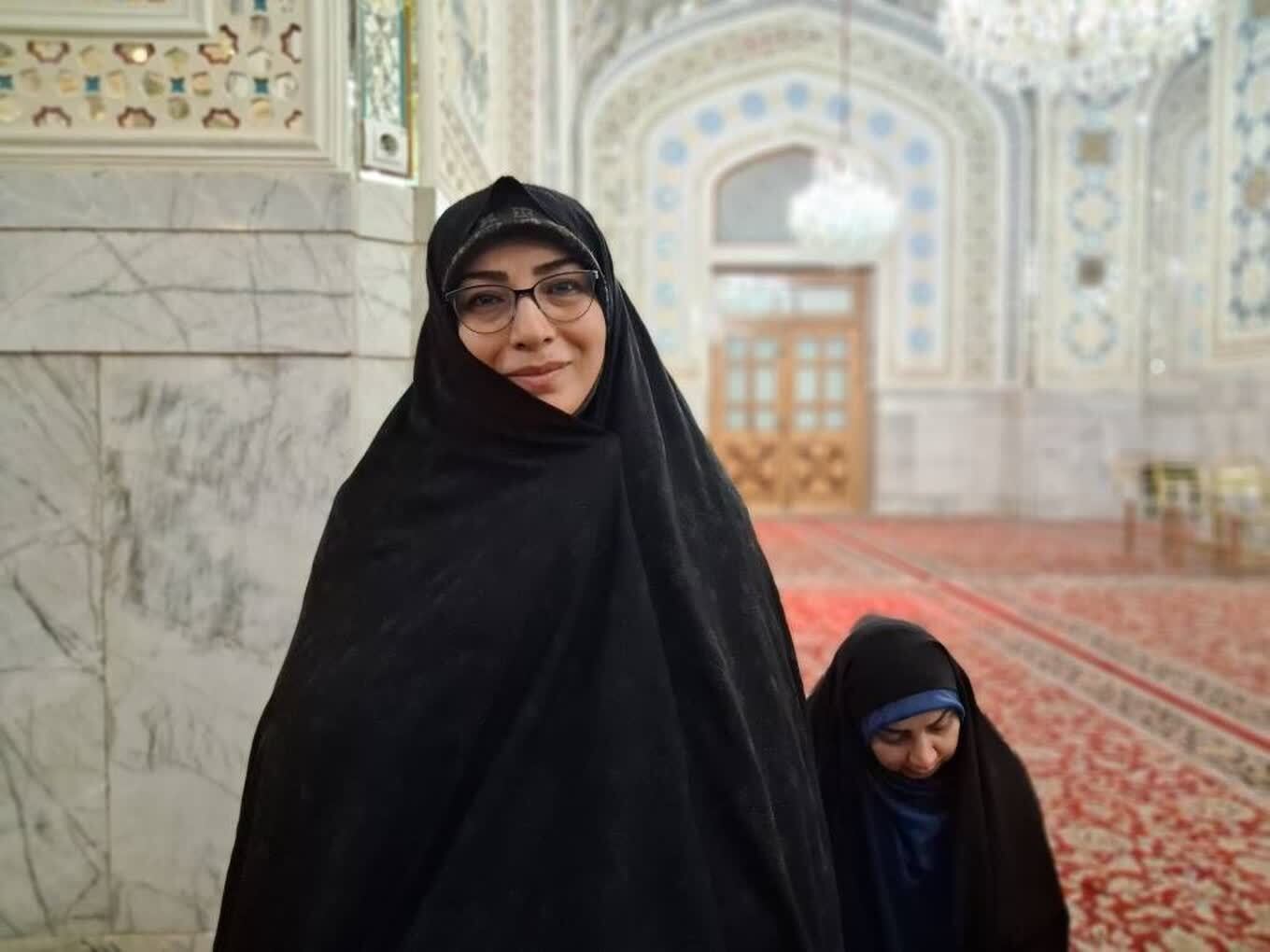بانوان شاعر ایرانی و جهان اسلام برای شهید رئیسی میسرایند بانوان شاعر ایرانی و جهان اسلام برای شهید رئیسی میسرایند