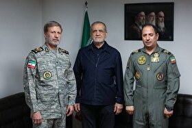 پزشکیان در دیدار با فرمانده کل آجا: ارتش با آمادگی عملیاتی بالا اقتدار دفاعی کشور را به نمایش گذاشت