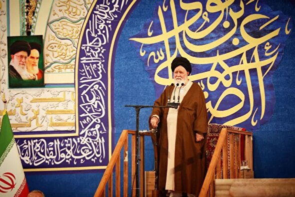 آیت‌الله علم‌الهدی: تصمیم‌گیری برای جنگ یا صلح در اختیار و منحصر به رهبری است