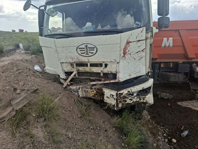 تصادف خودروی ۴۰۵ با کشنده در سیرجان، ۹ کشته برجای گذاشت + عکس