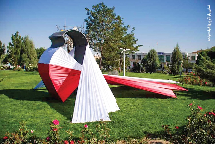 اَبَر المان‌های مشهد شریک هویت سازی شهری