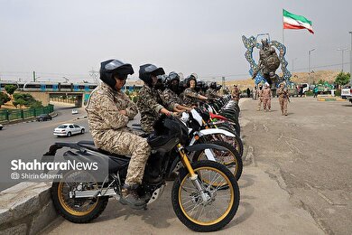 گزارش تصویری | رژه موتوری «جان‌فدا» در بلوار وکیل آباد مشهد برگزار شد