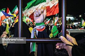 مادربزرگ با صندلی تاشو، دختربچه با موشک | راز ۹۶ شب ایستادگی زنان محله شهیدبهشتی مشهد چیست؟