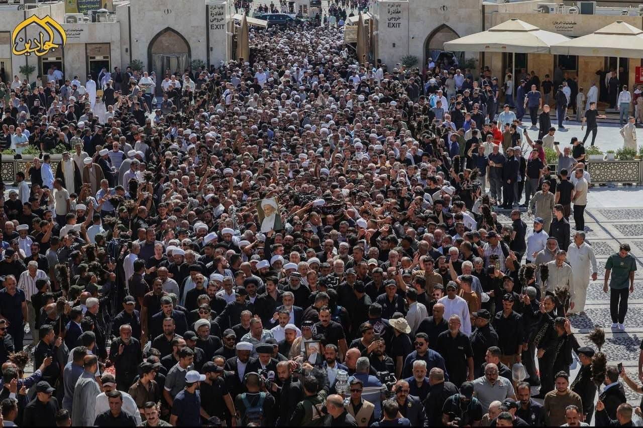 عکس‌هایی از مراسم تشییع پیکر آیت الله شیخ محمد اسحاق فیاض در کاظمین