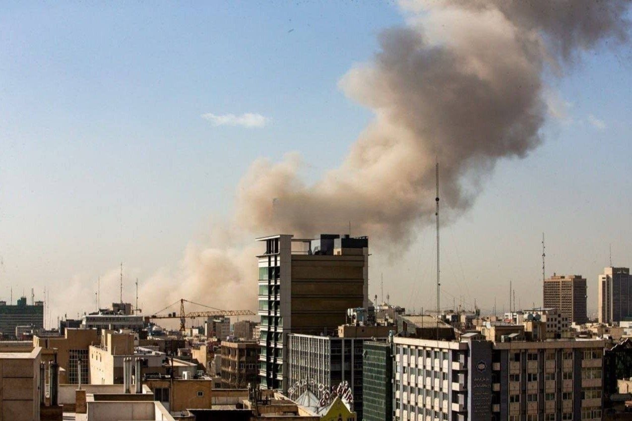 لحظه به لحظه با حمله موشکی ایران به سرزمینهای اشغالی (۱۷ و ۱۸ خرداد ۱۴۰۵) لحظه به لحظه با حمله موشکی ایران به سرزمینهای اشغالی (۱۷ و ۱۸ خرداد ۱۴۰۵)