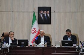 ستاد تشییع امام شهید به ریاست عارف تشکیل جلسه داد